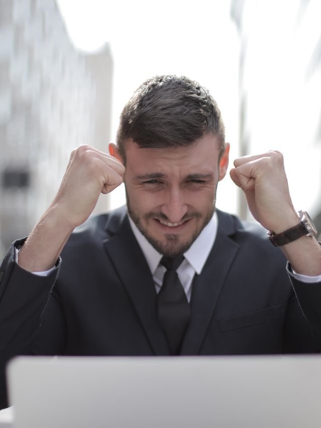 8 Ways to Be More Confident and Attractive